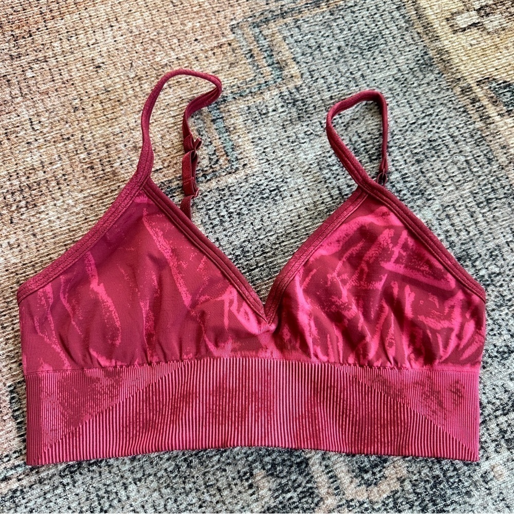 Lululemon Athletica Pink Red Tie Dye Sports Bra sz 10